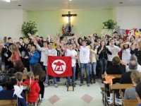Paróquia promove desfile da Pastoral da Juventude e Baile da Solidariedade